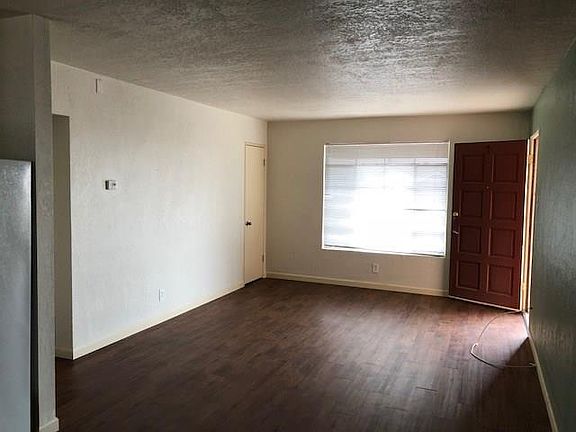 3rd image of 701 W Yandell Dr APT 7