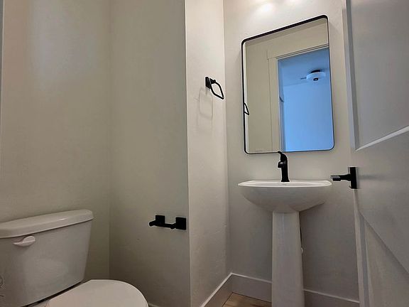 4th image of 4601 Highgarden Way