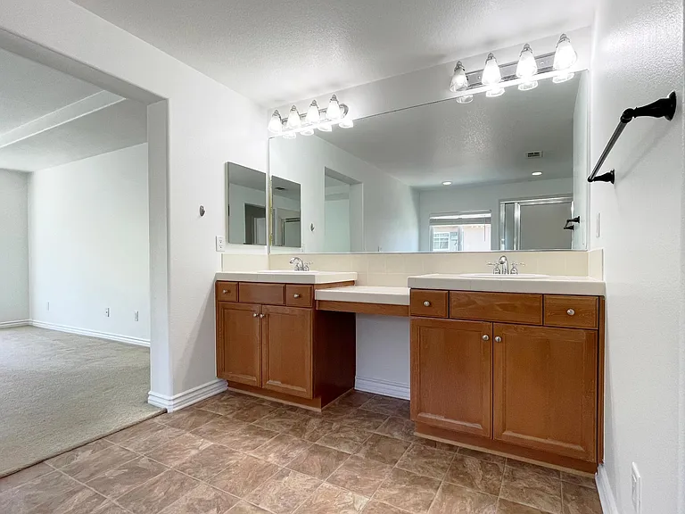 19608 Alyssa Dr — Photo 24