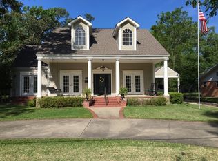 1435 Central Dr, Beaumont, TX 77706