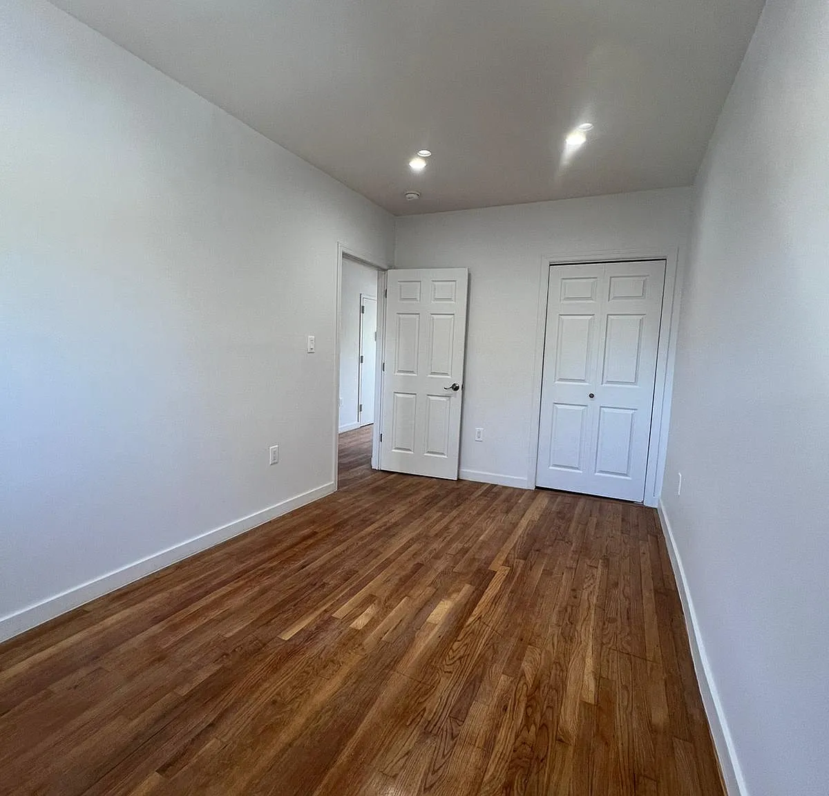 2 bed, $2,764 — Photo 2