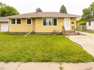 1820 5th St S, Moorhead, MN