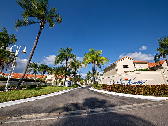 Front Entrance - Vista Verde