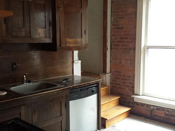 5th image of 384.5 E Oakland Ave #1/2