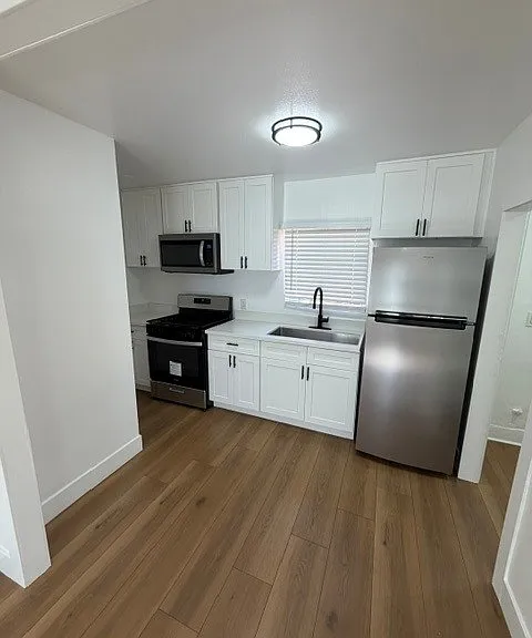 623 W Gage Ave — Photo 7