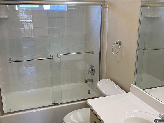 5th image of 5030 Del Monte Ave APT 10