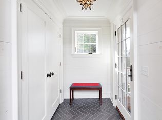 10 Yarmouth Rd, Norwalk, CT 06853