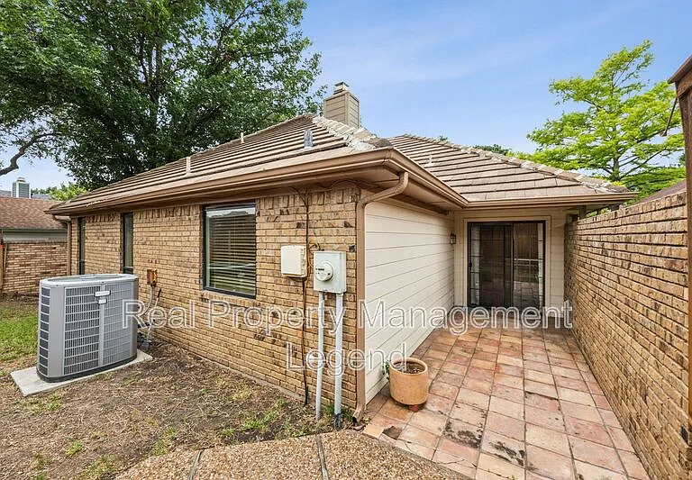 2739 Sedgeway Ln — Photo 26