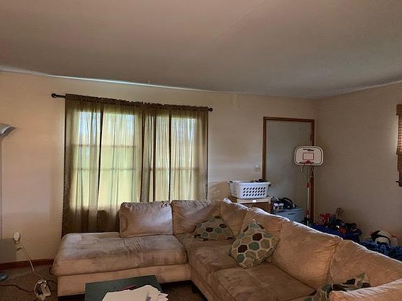 3rd image of 401 A&b South St #5