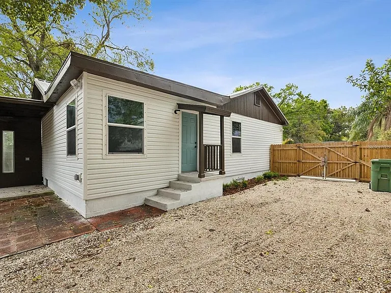 1008 E Norfolk St — Photo 36