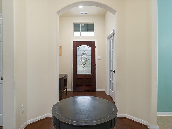 4th image of 4466 Gerona St