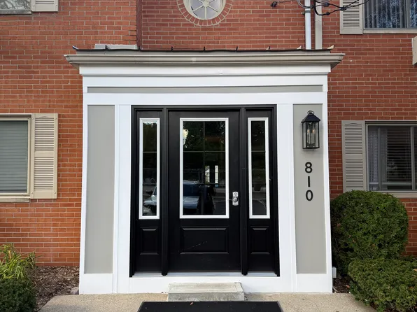 810 Plate St Unit 102, Rochester, MI 48307