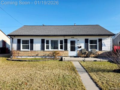 26220 Grandmont St, Roseville, MI, 48066