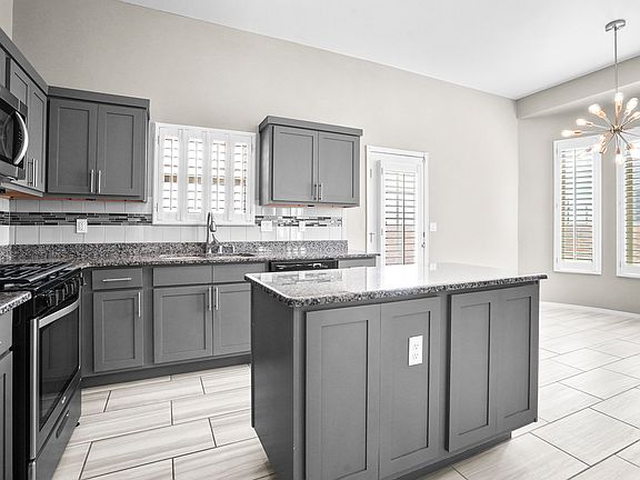 Kitchen with Island