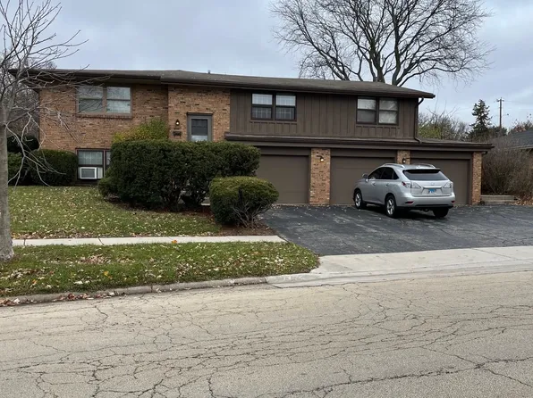 4204 Eastridge Dr, Rockford, IL 61107