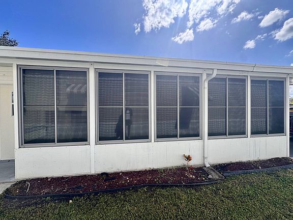 3rd image of 204 Cape Ave