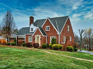 792 Boyce Rd, Bridgeville, PA 15017