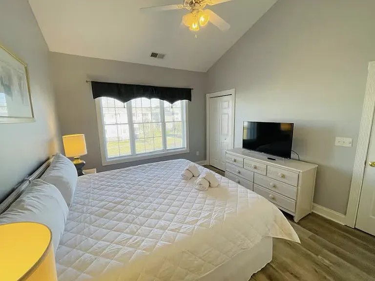 4883 Luster Leaf Cir #403 — Photo 16