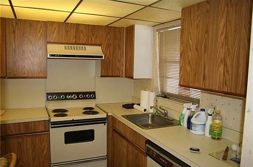 3rd image of 3231 Holiday Springs Blvd APT 407