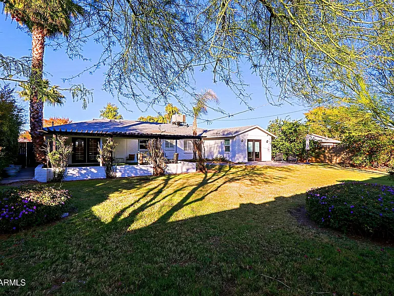 4645 E Windsor Ave — Photo 32