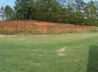 550 Fernwood Dr, Seneca, SC 29678