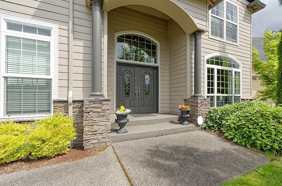 1st image of 1311 NW 150th Cir