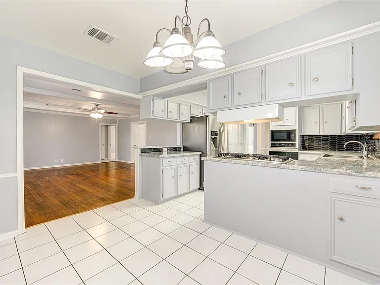 1718 Anvil Dr — Photo 15