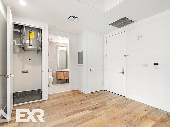 5th image of 69 Adams St #20D