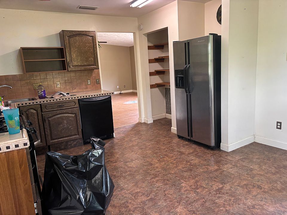 1st image of 6110 State Road 207 #A