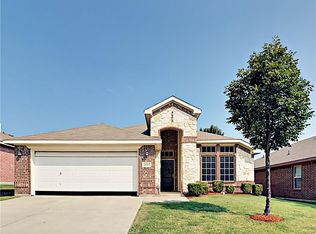 10108 Cougar Trl, Fort Worth, TX 76108