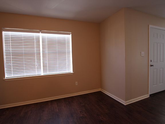 5th image of 11101 Ingram St #20