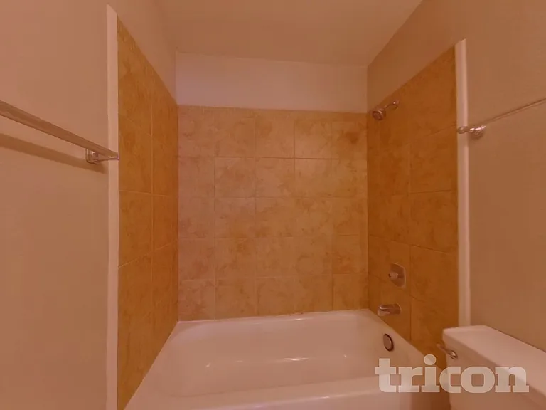 841 Wyoming Ave — Photo 16