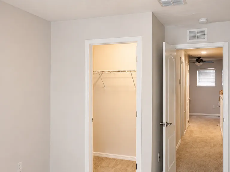 10940 Verawood Dr — Photo 12