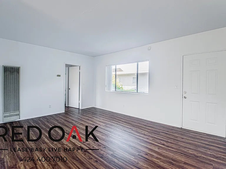 400 N Mentor Ave #10 — Photo 4