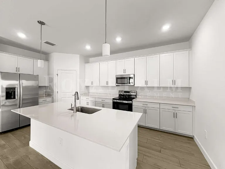 10706 Clementine Pl — Photo 4