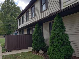 17214 Sheldon Ct #49A, Brookpark, OH 44142