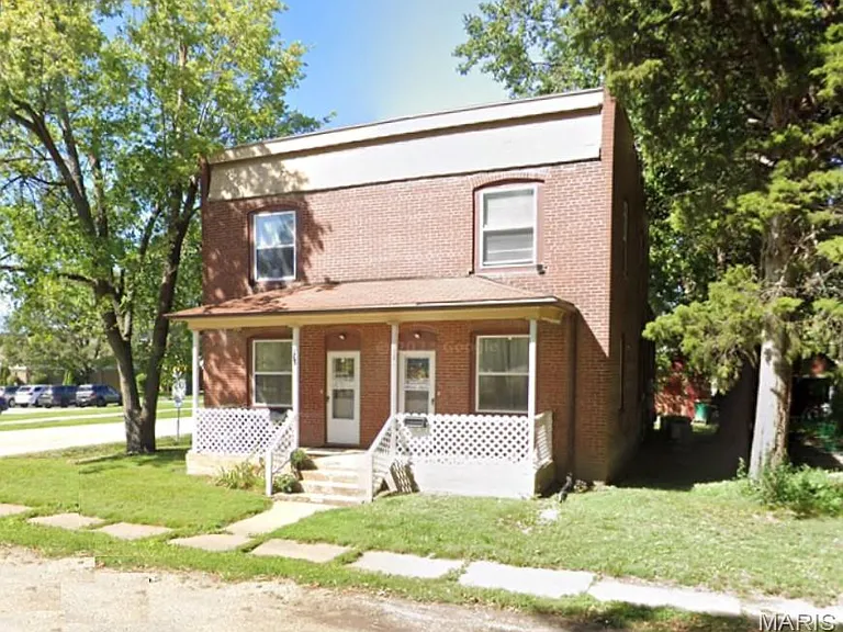 118 W 7th St — Photo 1