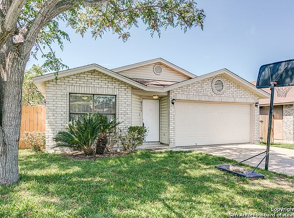 3rd image of 8303 Pine Meadow Dr
