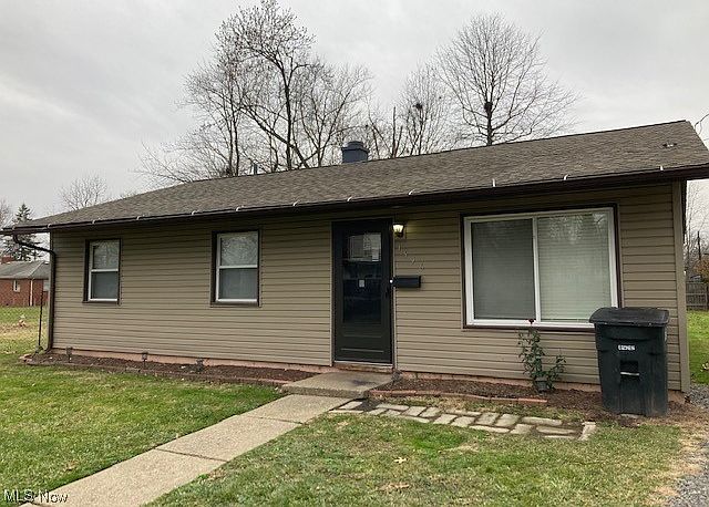 1st image of 1596 Belvedere Ave SE
