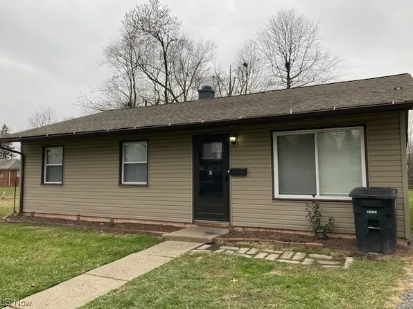 1596 Belvedere Ave SE, Warren, OH 44484