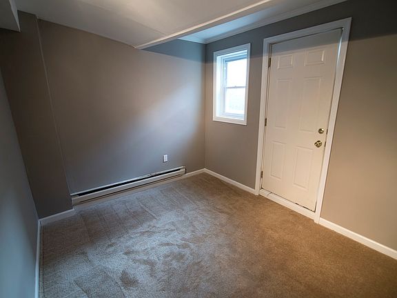 2nd image of 1528 E Susquehanna Ave