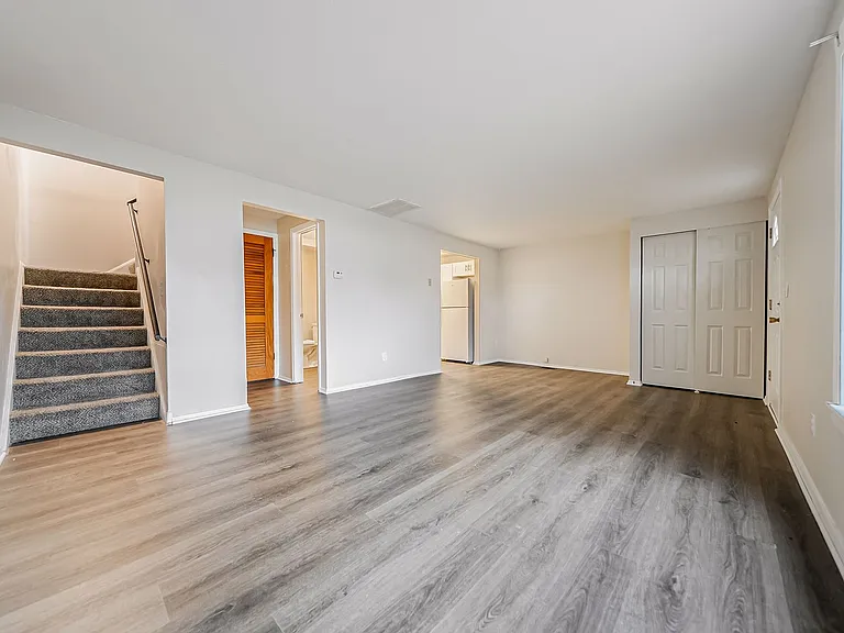5520 Beavercrest Dr — Photo 6