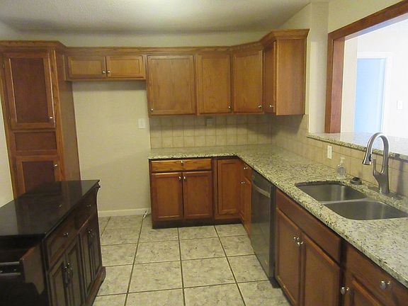 5th image of 468 E Schirra Dr