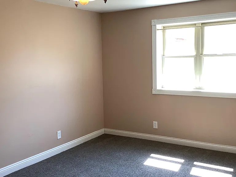 4833 Meredeth St — Photo 24
