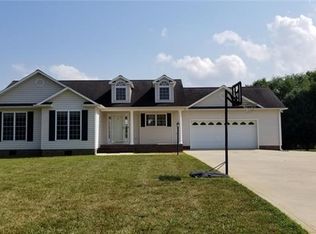 1836 Tennessee Ct, Lincolnton, NC 28092