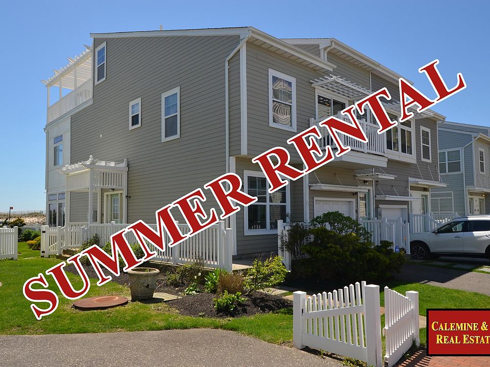 1st image of 7309 Spinnaker Dr #1