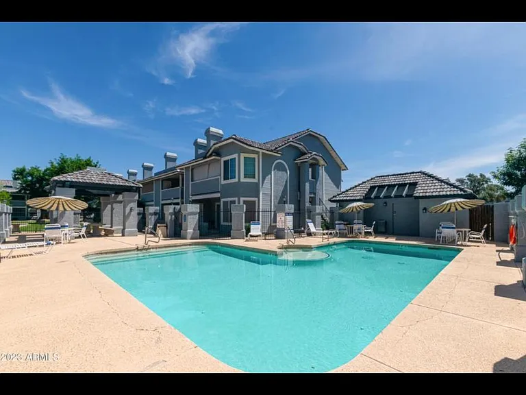 2910 W Marconi Ave #123 — Photo 24