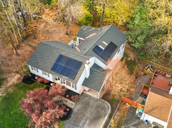 10501 Sweepstakes Rd, Damascus, MD 20872