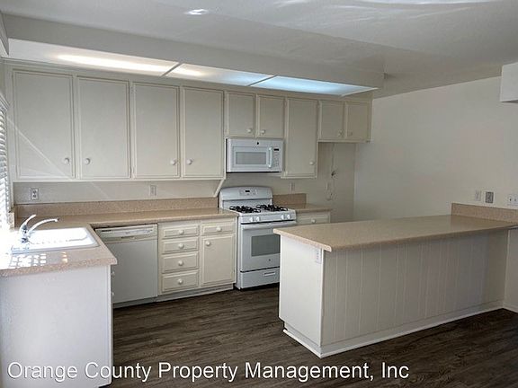 5th image of 341 Woodland Pl #A