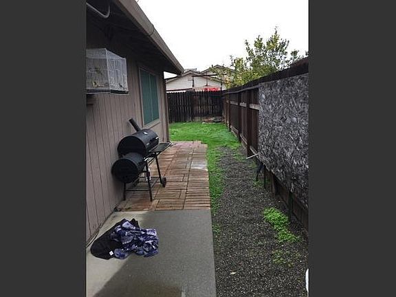 4th image of 1524 Notre Dame Dr